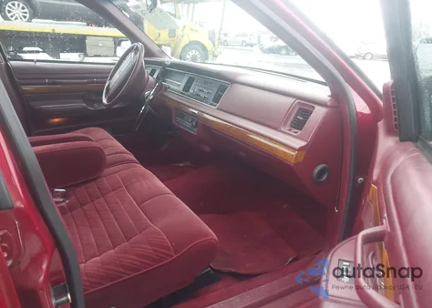 1994 Mercury Grand Marquis Gs из США, поврежденный, VIN 2MELM74W0RX683078